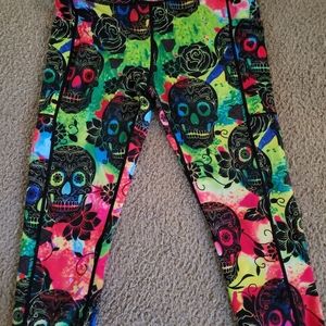 Constantly Varied Gear capri leggings tie dye